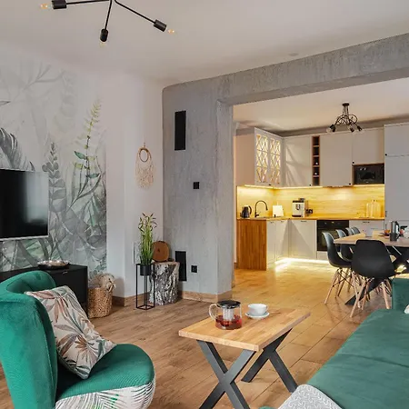 Ostoja Rakowiec בית נופש *