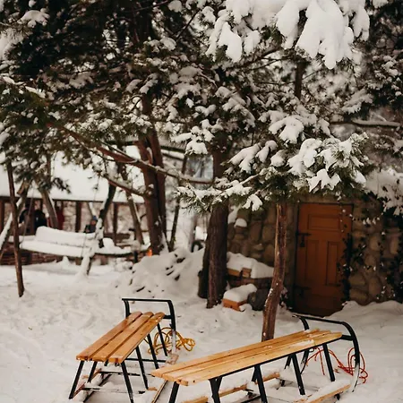 Ostoja Rakowiec בית נופש *